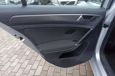 VOLKSWAGEN GOLF VII 1.6 TDI BMT Trendline Coolsilber Metallic +Első Tulajdonostól +Igényes állapot +3X-s GARANCIA !!