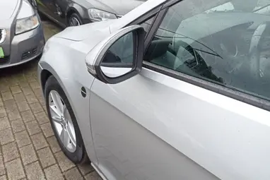 VOLKSWAGEN GOLF VII 1.6 TDI BMT Trendline Coolsilber Metallic +Első Tulajdonostól +Igényes állapot +3X-s GARANCIA !!