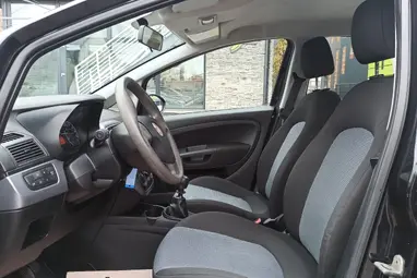 FIAT GRANDE PUNTO 1.2 8V Actual PLUS ++ Klasszikus Szívó Benzin ++ Friss Vizsga +3X-s GARANCIA !!