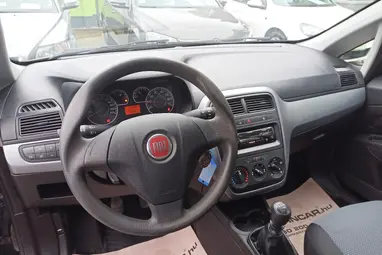 FIAT GRANDE PUNTO 1.2 8V Actual PLUS ++ Klasszikus Szívó Benzin ++ Friss Vizsga +3X-s GARANCIA !!