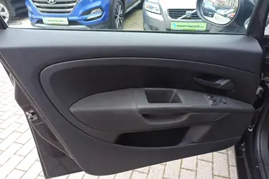 FIAT GRANDE PUNTO 1.2 8V Actual PLUS ++ Klasszikus Szívó Benzin ++ Friss Vizsga +3X-s GARANCIA !!