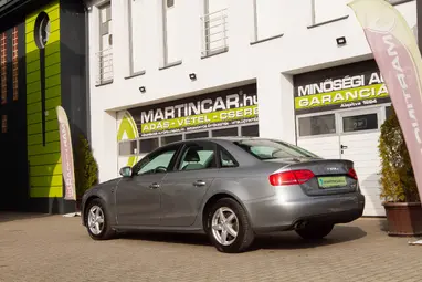 AUDI A4 1.8 T FSi Impozáns Eisensilber +Igényes Lichtgrau utastér +Friss Vizsga +3X-s GARANCIA !!