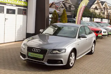 AUDI A4 1.8 T FSi Impozáns Eisensilber +Igényes Lichtgrau utastér +Friss Vizsga +3X-s GARANCIA !!