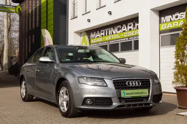 AUDI A4 1.8 T FSi Impozáns Eisensilber +Igényes Lichtgrau utastér +Friss Vizsga +3X-s GARANCIA !!