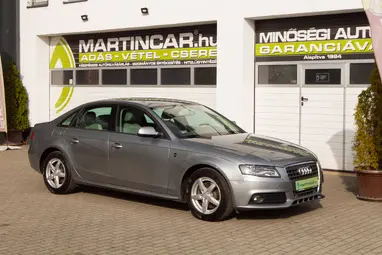 AUDI A4 1.8 T FSi Impozáns Eisensilber +Igényes Lichtgrau utastér +Friss Vizsga +3X-s GARANCIA !!