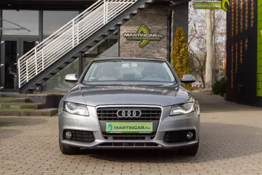 AUDI A4 1.8 T FSi Impozáns Eisensilber +Igényes Lichtgrau utastér +Friss Vizsga +3X-s GARANCIA !!