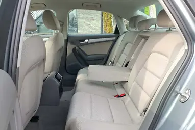 AUDI A4 1.8 T FSi Impozáns Eisensilber +Igényes Lichtgrau utastér +Friss Vizsga +3X-s GARANCIA !!