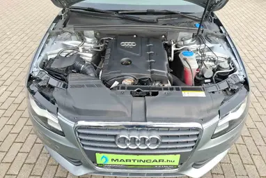 AUDI A4 1.8 T FSi Impozáns Eisensilber +Igényes Lichtgrau utastér +Friss Vizsga +3X-s GARANCIA !!