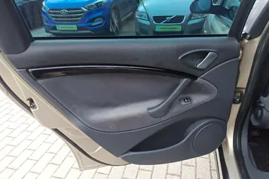 CITROEN C5 2.0 HDi Exclusive (Automata) Mativoire Beige metalic +LightSilver alcantara +3X-s GARANCIA !!