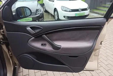 CITROEN C5 2.0 HDi Exclusive (Automata) Mativoire Beige metalic +LightSilver alcantara +3X-s GARANCIA !!