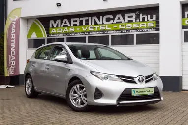 TOYOTA AURIS 1.33 Live Classic Silver Metallic +Eredeti Magyar Autó +3X-s GARANCIA !!