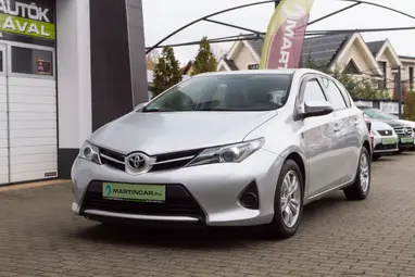 TOYOTA AURIS 1.33 Live Classic Silver Metallic +Eredeti Magyar Autó +3X-s GARANCIA !!
