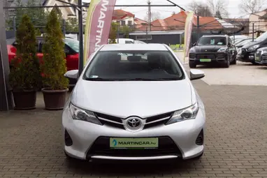 TOYOTA AURIS 1.33 Live Classic Silver Metallic +Eredeti Magyar Autó +3X-s GARANCIA !!