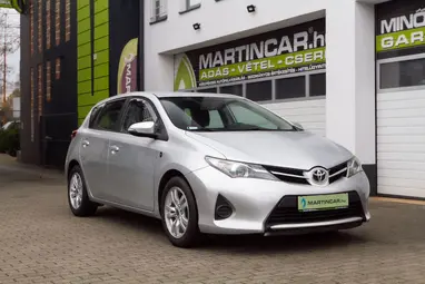 TOYOTA AURIS 1.33 Live Classic Silver Metallic +Eredeti Magyar Autó +3X-s GARANCIA !!