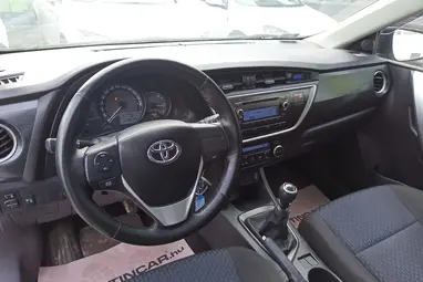 TOYOTA AURIS 1.33 Live Classic Silver Metallic +Eredeti Magyar Autó +3X-s GARANCIA !!