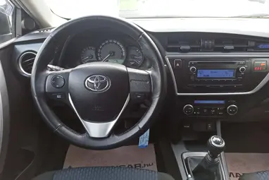 TOYOTA AURIS 1.33 Live Classic Silver Metallic +Eredeti Magyar Autó +3X-s GARANCIA !!