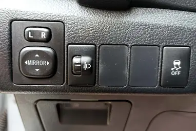 TOYOTA AURIS 1.33 Live Classic Silver Metallic +Eredeti Magyar Autó +3X-s GARANCIA !!