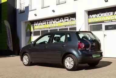 VOLKSWAGEN POLO IV 1.2 70 12V Trendline Blue Anthrazit Pearl +Klíma +Keveset futott +3X-s GARANCIA !!