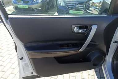 NISSAN QASHQAI 1.6 Tekna 2WD Urban Silver Metallic +Első Tulajdonostól +Panoráma +3X-s GARANCIA !!