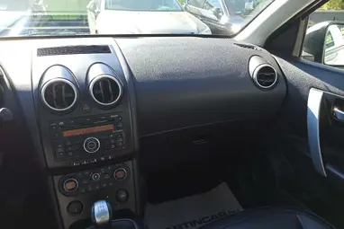 NISSAN QASHQAI 1.6 Tekna 2WD Urban Silver Metallic +Első Tulajdonostól +Panoráma +3X-s GARANCIA !!