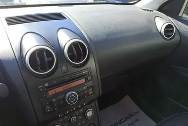 NISSAN QASHQAI 1.6 Tekna 2WD Urban Silver Metallic +Első Tulajdonostól +Panoráma +3X-s GARANCIA !!