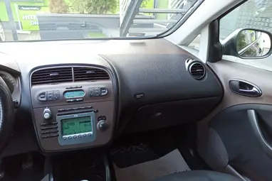 SEAT ALTEA XL 2.0 PD TDI 16V Freetrack DPF 4x4 FULL Extra +Friss Nagyszervíz +Teljes Szervíz előélet +3X-s GARANCIA !!