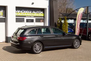 MERCEDES-BENZ C 220 T d 9G-TRONIC Graphite Gray Metallic +1.Tulajdonostól +Vezetett Szervizkönyv +3X-s GARANCIA !!
