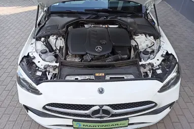MERCEDES-BENZ C 220 d 4Matic 9G-TRONIC Mild hybrid drive Polar Weiss +Eredeti Magyar Autó +1.Tulajdonos +18E km +Gyári GARANCIA !!