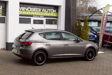 SEAT LEON 1.2 TSi Reference SPORT Technic Grey Metallic +1.Tulaj +Friss Műszaki +3X-s GARANCIA!!