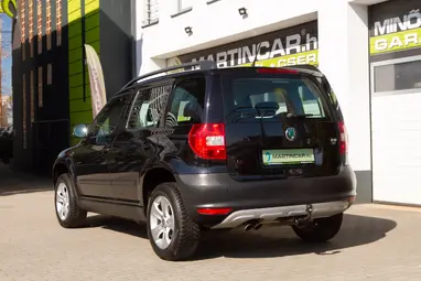 SKODA YETI 1.4 TSI Ambition Plus +Black Magic Pearl +17Dolomite +Spirit Gray utastér +3X-s GARANCIA !!