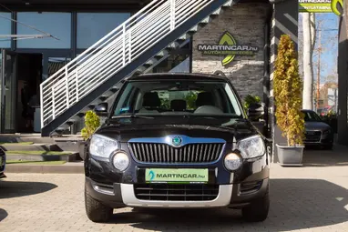 SKODA YETI 1.4 TSI Ambition Plus +Black Magic Pearl +17Dolomite +Spirit Gray utastér +3X-s GARANCIA !!