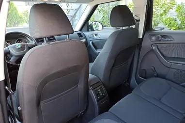 SKODA YETI 1.4 TSI Ambition Plus +Black Magic Pearl +17Dolomite +Spirit Gray utastér +3X-s GARANCIA !!