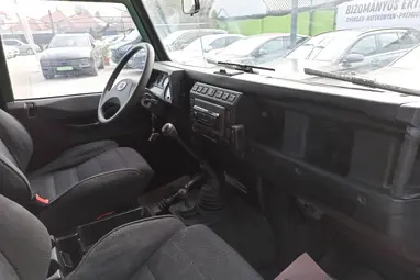 LAND ROVER DEFENDER 130 Crew 2.5 TD5 Belize Green +Eredeti Magyar Autó +3X-s GARANCIA !!