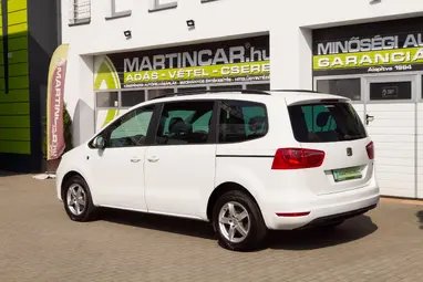 SEAT ALHAMBRA 2.0 CR TDI Reference [7 személy] Prémium állapot +Magas Felszereltség +Végig Vez. Sz.Könyv +FRISS VIZSGA!!