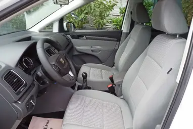 SEAT ALHAMBRA 2.0 CR TDI Reference [7 személy] Prémium állapot +Magas Felszereltség +Végig Vez. Sz.Könyv +FRISS VIZSGA!!