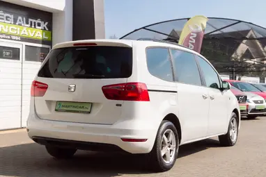 SEAT ALHAMBRA 2.0 CR TDI Reference [7 személy] Prémium állapot +Magas Felszereltség +Végig Vez. Sz.Könyv +FRISS VIZSGA!!