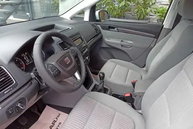 SEAT ALHAMBRA 2.0 CR TDI Reference [7 személy] Prémium állapot +Magas Felszereltség +Végig Vez. Sz.Könyv +FRISS VIZSGA!!