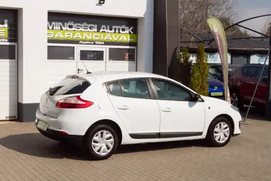 RENAULT MEGANE 1.5 dci Expression Business Pack +Igényes állapot +Jól felszerelt !!