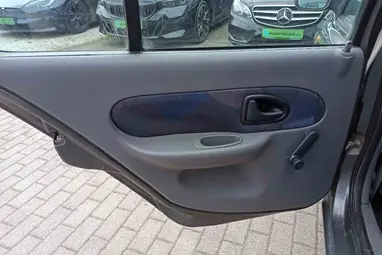 RENAULT CLIO 1.2 Expression Eredeti Magyar AUTO !! +Friss Vizsga +Igényes utastér !!