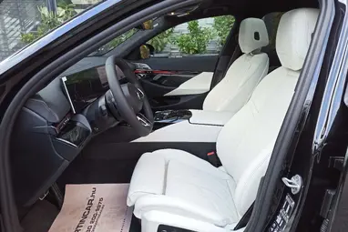 BMW 540d xDrive (Automata) ÁFA-s CSAK 420km!! Black Sapphire+Gyári GARANCIA +M Pro+Azonnal Átvehető!!