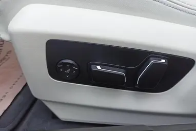 BMW 540d xDrive (Automata) ÁFA-s CSAK 420km!! Black Sapphire+Gyári GARANCIA +M Pro+Azonnal Átvehető!!