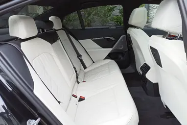 BMW 540d xDrive (Automata) ÁFA-s CSAK 420km!! Black Sapphire+Gyári GARANCIA +M Pro+Azonnal Átvehető!!