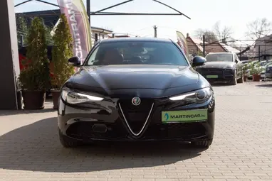 ALFA ROMEO GIULIA 2.0 Super (Automata) Black +Red/Black Leather +Vezetett Szervizkönyv +Keveset futott +3X-s GARANCIA !