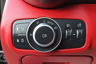 ALFA ROMEO GIULIA 2.0 Super (Automata) Black +Red/Black Leather +Vezetett Szervizkönyv +Keveset futott +3X-s GARANCIA !