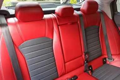 ALFA ROMEO GIULIA 2.0 Super (Automata) Black +Red/Black Leather +Vezetett Szervizkönyv +Keveset futott +3X-s GARANCIA !
