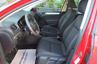 VOLKSWAGEN GOLF VI 1.4 Trendline Tornado Red +Vezetett Szervizkönyv +Keveset futott +3X-s GARANCIA !!