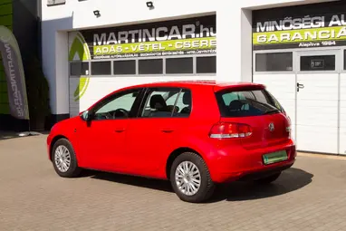 VOLKSWAGEN GOLF VI 1.4 Trendline Tornado Red +Vezetett Szervizkönyv +Keveset futott +3X-s GARANCIA !!