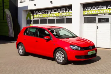 VOLKSWAGEN GOLF VI 1.4 Trendline Tornado Red +Vezetett Szervizkönyv +Keveset futott +3X-s GARANCIA !!
