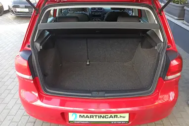 VOLKSWAGEN GOLF VI 1.4 Trendline Tornado Red +Vezetett Szervizkönyv +Keveset futott +3X-s GARANCIA !!