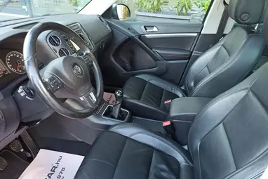VOLKSWAGEN TIGUAN 1.4 TSi Trend&Fun BMT Platinum Gray Metallic +Panoráma +Keveset futott +3X-s GARANCIA !!